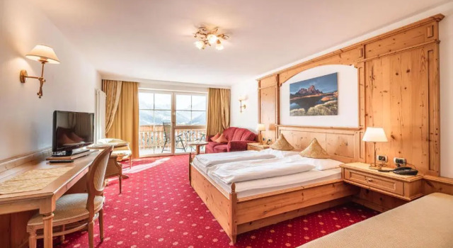 Четырёхместный номер Superior Hotel Scherlin