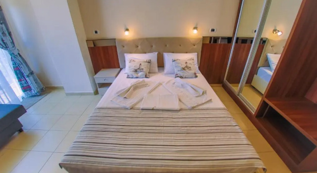 Jijo's Hotel