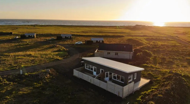 Коттедж Ocean Break Cabins