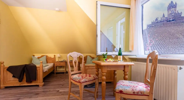 Номер Standard с балконом и с красивым видом из окна Hotel Villa Tummelchen