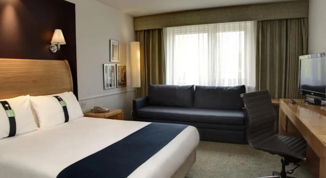 Семейный номер Standard Holiday Inn Bristol Filton by IHG