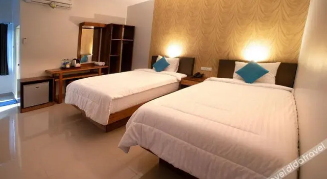 Hotel Grand Mandarin Singkawang, Rezervovat Hotel Hotely v Kalimantan s parkováním, Parkování