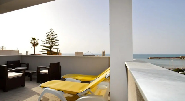 Royal Sea House