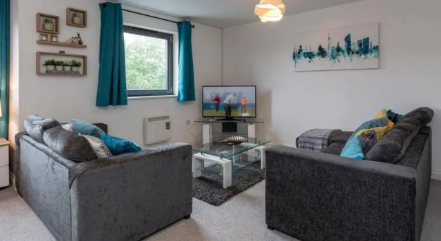 Апартаменты BEST PRICE! Superb city centre apartment, 2 Superkings or 4 singles Smart TV & Sofa bed- FREE SECURE PARKING
