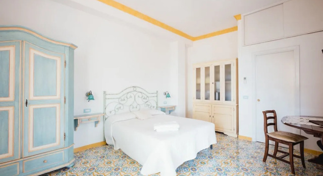 Четырёхместный номер Superior с балконом B&B Orto Paradiso