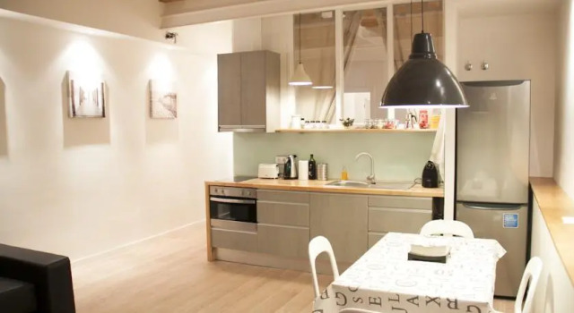 Stylish Flat BCN, Забронировать Апартаменты/квартира Сантс-Монжуик , рядом с Climbat Foixarda