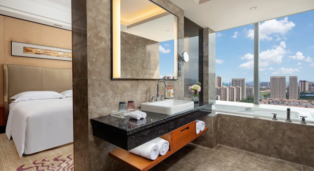 Одноместный номер Premium Crowne Plaza Huizhou by IHG