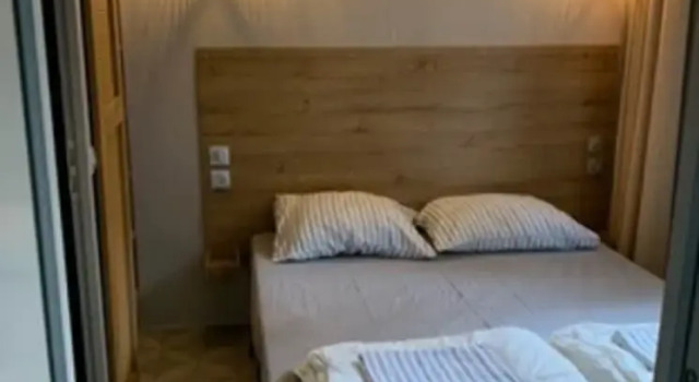 Peaceful Woodland Chalet, Prenota Chalet Cottage a Lilla, Cottage