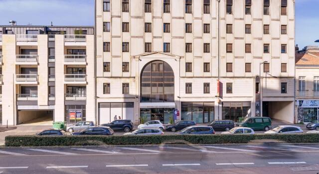 Marty Hotel Bordeaux, Tapestry Collection by Hilton