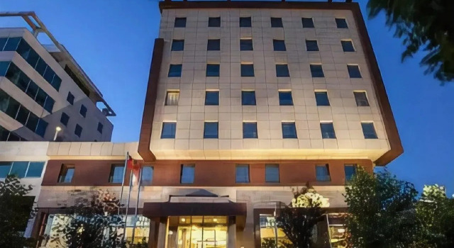 Safir Hotel