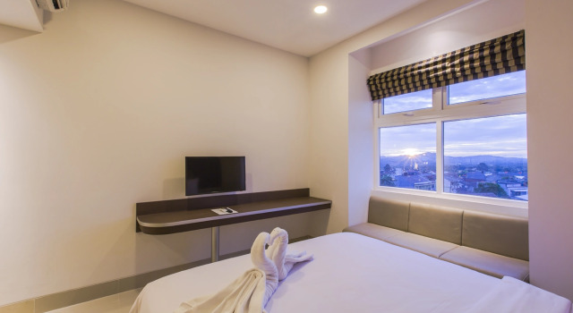 Deluxe chambre Sparks Odeon Sukabumi, ARTOTEL Curated