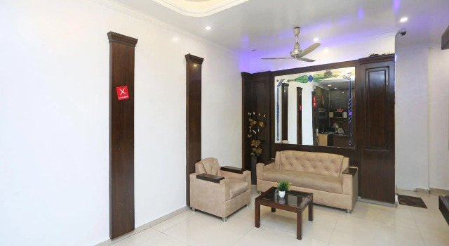 OYO 497 Hotel Welcome Palace