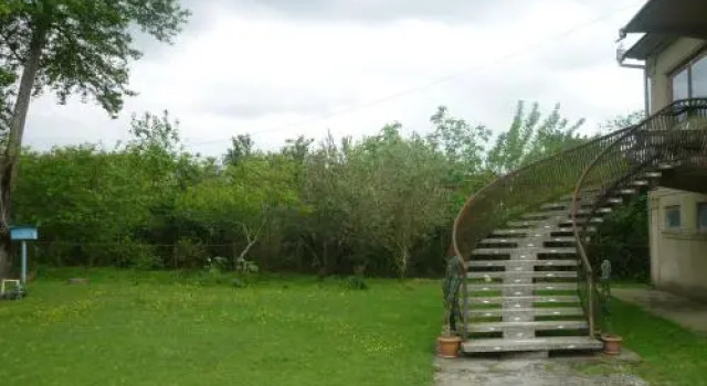 Zukha-Achi House, Prenota Hotel Anaklia Samegrelo Zemo-Svaneti