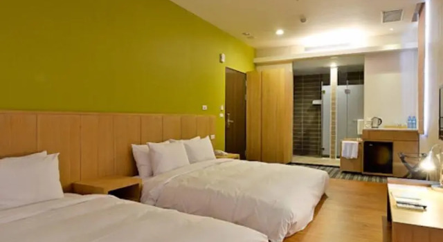 Семейный номер Deluxe с видом на город In Young Hotel