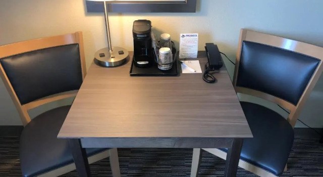 Номер Standard GrandStay Hotel & Suites Rock Valley