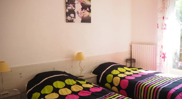 Holiday home with swimming pool,Vaison-la-Romaine, Забронировать Отель Отели Везон-ла-Ромен с парковкой, рядом с Археологический музей Théo Desplans, Парковка