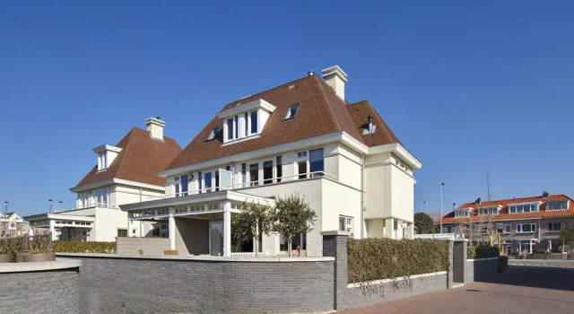 Bed & Breakfast WIT 51, Забронировать Отель Нордвейк-ан-Зе Южная Голландия