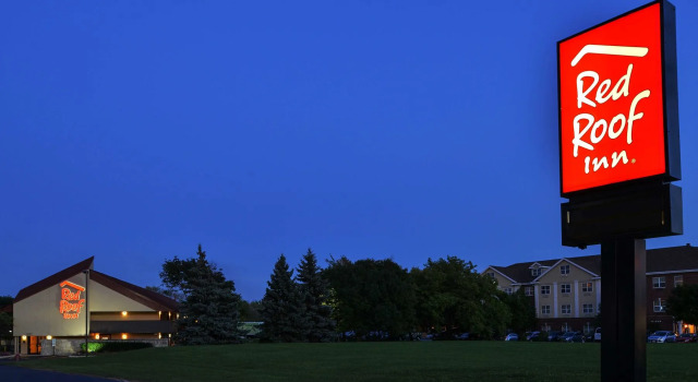 Red Roof Inn - Milwaukee Airport, Varaa Hotelli Oak Creek Wisconsin
