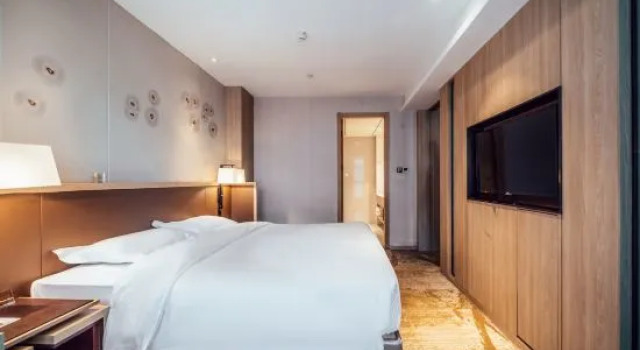 Люкс Yuhua E-sports Hotel (Zhengzhou East High-speed Railway Station)