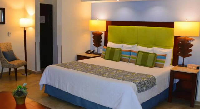 Двухместный номер Standard Hotel HBlue Centro
