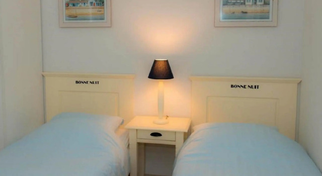 Attractively furnished villa with private pool in Château d'Olonne