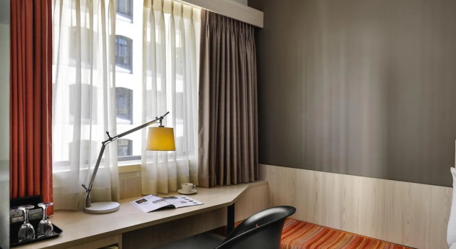 Четырёхместный номер Standard ibis Wellington