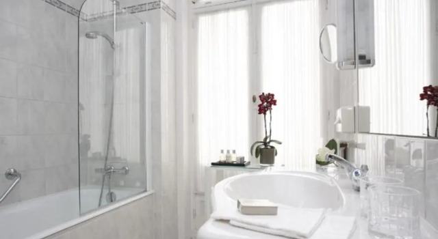 Двухместный номер Classic Hotel Le Plaza Brussels