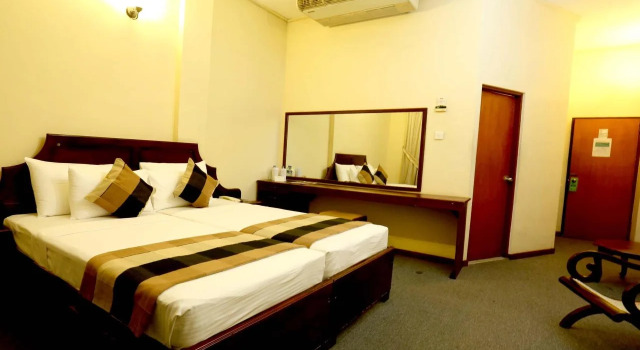 Kandyan Reach Hotel, Забронировать Отель Курунегала 