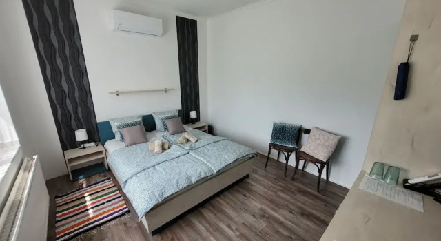 Sleeps 18 - Lakeview - House - Vonyarcvashegy, Забронировать Дом для отпуска Виллы Вонярцвашхедь, рядом с Kitaibel belvedere, Вилла