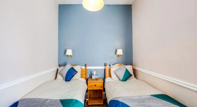 The Richmond Arms Hotel by OYO, Varaa Hotelli Hotellit Moray aamiaisella, Aamiainen
