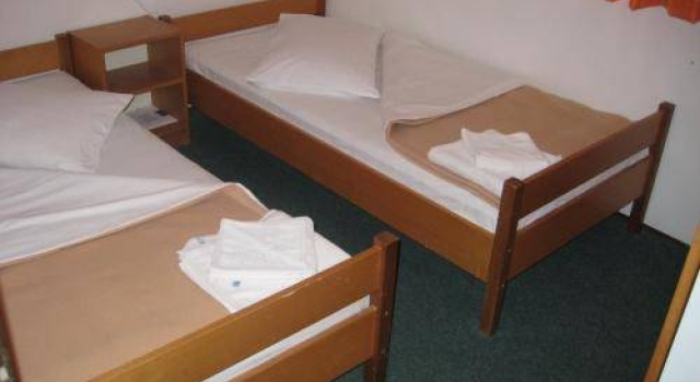 Jurjevac bungalows, Prenota Hotel Stari Grad 
