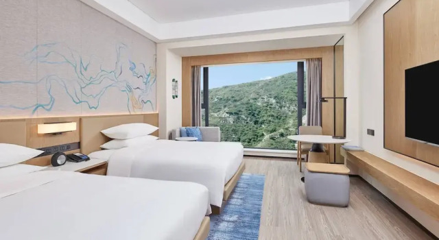Camera quadrupla Standard con vista sulle montagne Delta Hotels by Marriott Jiuzhaigou