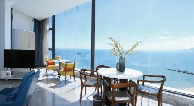Люкс с видом на море Sanya Rock Platinum Seaview Hotel
