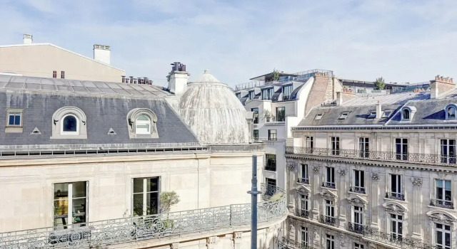Champs-Élysées - 1BR