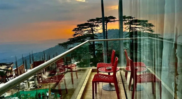 Люкс Luxury Hotel Asian Plaza Mcleodganj