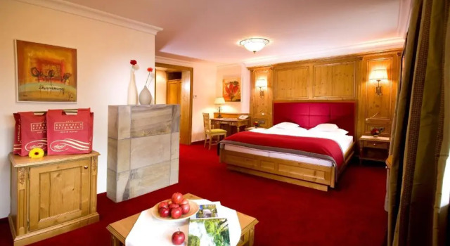 Полулюкс Deluxe Hotel Auenhof