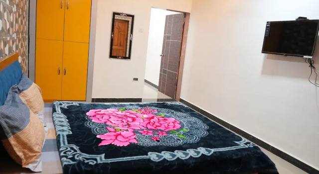 Номер Standard Hotel Nakshtra, Shrungartali