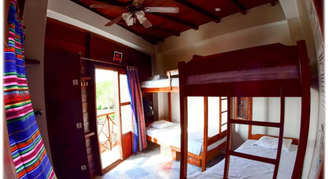 Esperanto Hostel, Book Hostel / Vandrerhjem Billige hoteller i Santa Elena Province