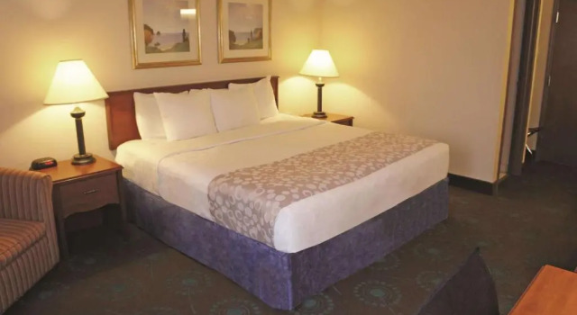Номер Standard La Quinta Inn by Wyndham Omaha Southwest