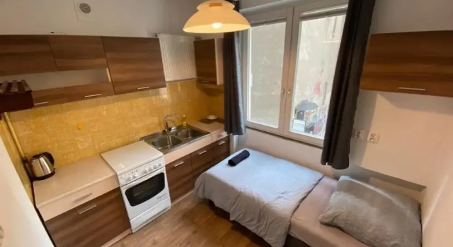 Fantastic-Inn Warszawa - CH10, Забронировать Отель Отели Варшавы 3 звезды, рядом с Nowy Swiat - Uniwersytet Metro Station, 3*