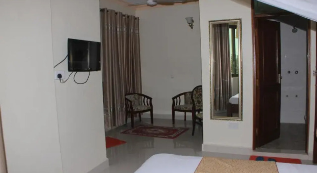 Jambo Travellers Hotel, Rezerwuj Hotel Hotele w Coast Region ze śniadaniem, Śniadanie