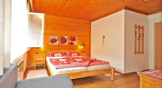 Haus Hasslacher, Забронировать Отель Флаттах 