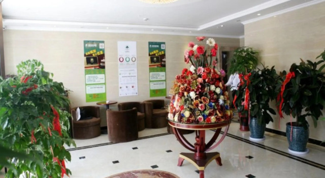 GreenTree Inn Tulufan North Xihuan Road Express Hotel, Reservar Hotel Hotéis de 3 estrelas em Turpan, 3*