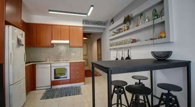 Villa Elias 1BR Upper Apt with Pool, Забронировать Вилла Коттеджи Центрального Крита, Коттедж