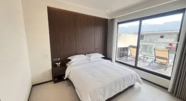Четырёхместный люкс Дуплекс The Taibai Mountain Phoenix Spr Hotel