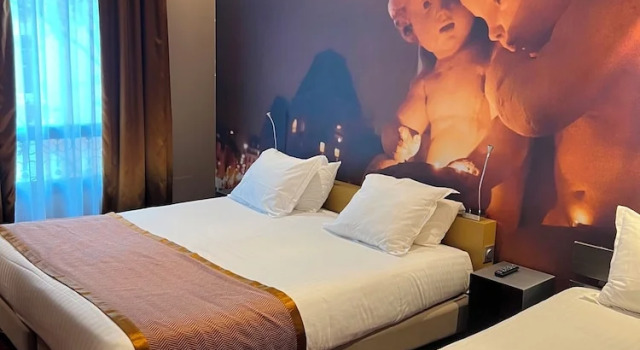 Трёхместный номер Standard Hotel Sixteen Paris Montrouge