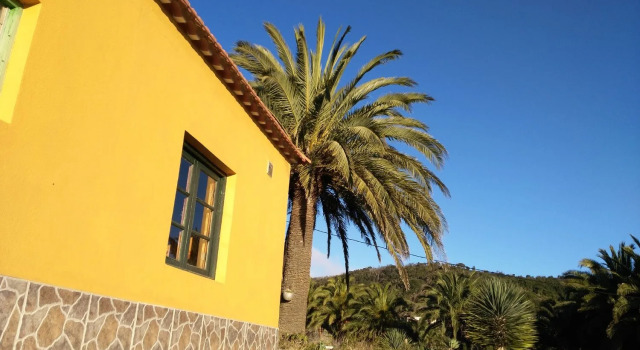 Casas Rurales Amparo Las Hayas, Book Vacation Home Hotels in La Gomera with Breakfast, Breakfasts