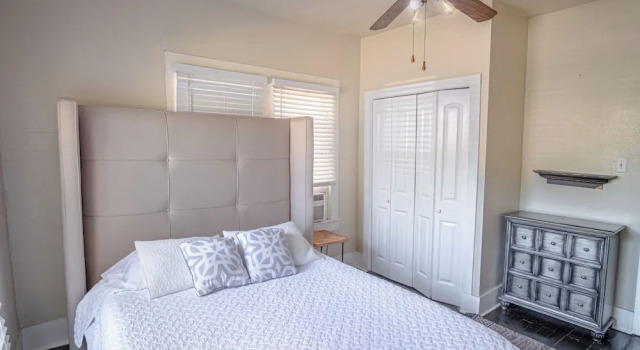 Коттедж Brand New Listing!cozy Historic House 5mindt