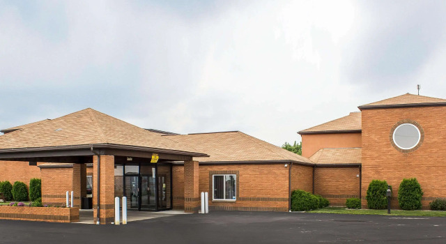 Quality Inn Clarion, Book Hotel Hoteller i Clarion med pool, Swimmingpool