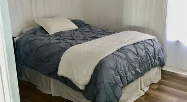 Grandview Lakefront Limit 9 4 Bedroom Home, Rezerwuj Hotel Sebago Maine